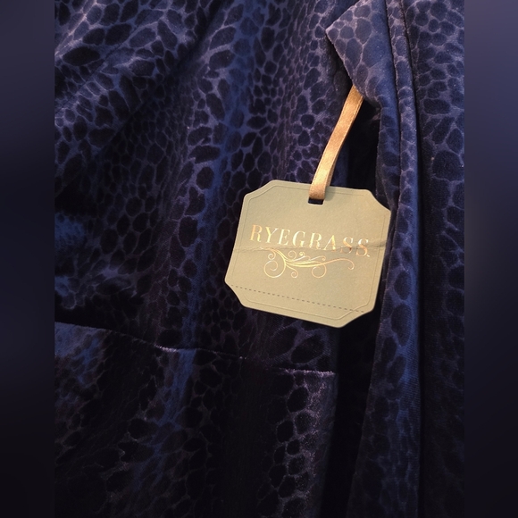 Elegant Blue Leopard Print Dress Size M NWT - Picture 4 of 7